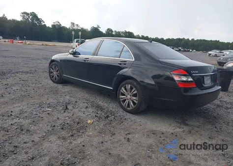 2009 Mercedes-Benz S 550 from USA, damaged, VIN WDDNG71X79A272371